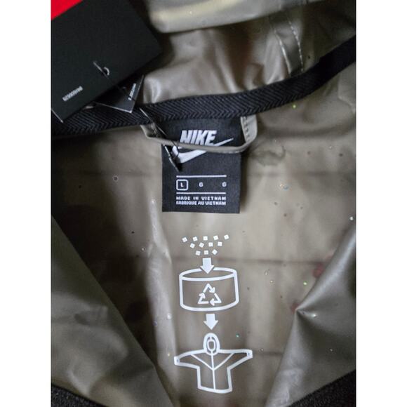 Nike Women's Translucent Hooded Speckled Gray Oversized Pullover Rain Coat SizeL - Picture 11 of 12